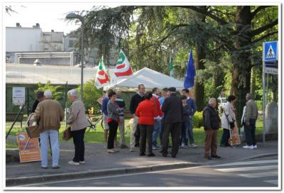 26 aprile - Gazebo vicino al Mercato